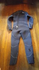 Scubapro wet suit b.jpg