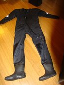 omsdrysuit1.jpg