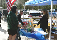 Lots-of-interest-in-reef-safe-at-try-tech-gear-demo-event.jpg