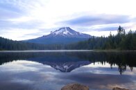 Mt-Hood-Trillium-Lake.jpg