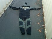 pinnacle polar wetsuit.jpg