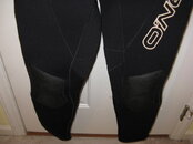 Wetsuits 009.jpg