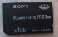 s 1gb mem stick.jpg