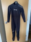 C wetsuit 01.jpeg
