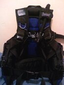 1220112110-00.jpg