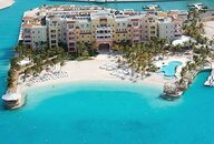 Beach-Resort-.jpg