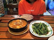 KhunYai.jpg
