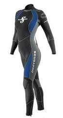 Wetsuit1.JPG