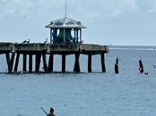 lbtc_pier_divers.jpg