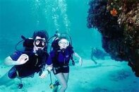 two%u00252Bpeople%2Bdiving.jpg