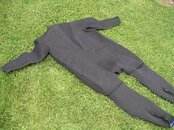 wetsuit_full_rear.jpg