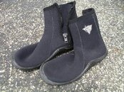 boots_pair.jpg