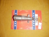 Old Style Merc Female fuel conn $7.jpg