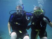 learning-to-scuba-dive-together.jpg