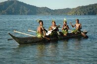 Roon boys & boat.jpg