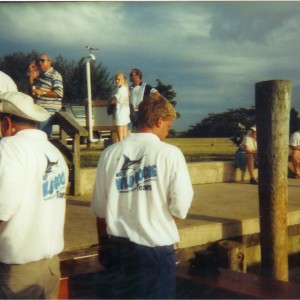 unloading tuna at white marlin open