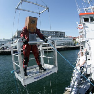 wooden helmet diving