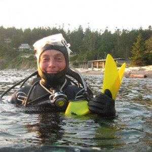 No problems with my Force Fins and semi-dry suit socks & boots at Rosar