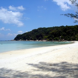 teluk dalam beach, perhentian island