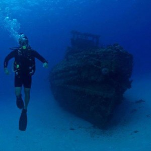 N2theBlue Scuba Diving -- Butler Bay Wrecks