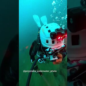 OrcaTorch ZD710 MK2 – Perfect Dive Light for Underwater Communication