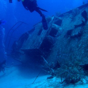 Toms_Point_Wreck_sm