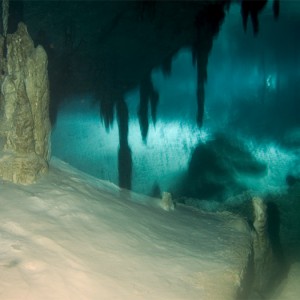 Cenotes Dos Ojos batcave