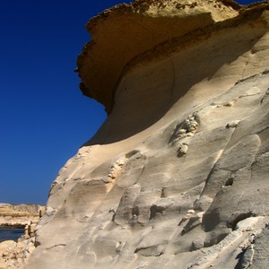 2007-08-15_Dive_2_-_Double_Arch_Reef_-_Outcrop_above_salt_pans.jpg