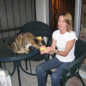 Aquagirl2u & Jasmine, who is helping to clean the corn