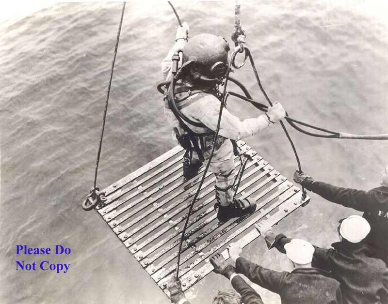 1933 U.S. Navy Wreck Diver