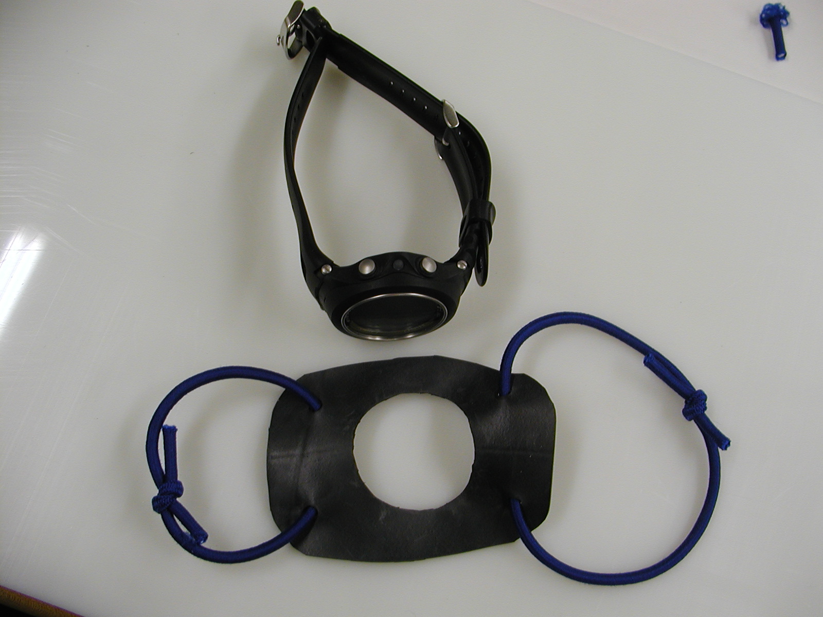 Aeris F10 Computer and safety harness