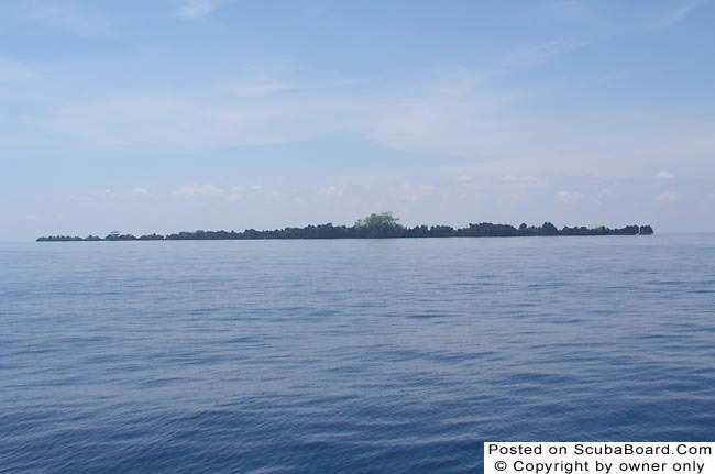 Apo Reef,  Auxillery Island