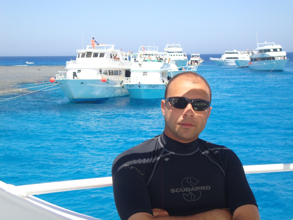 At fanadir diving site