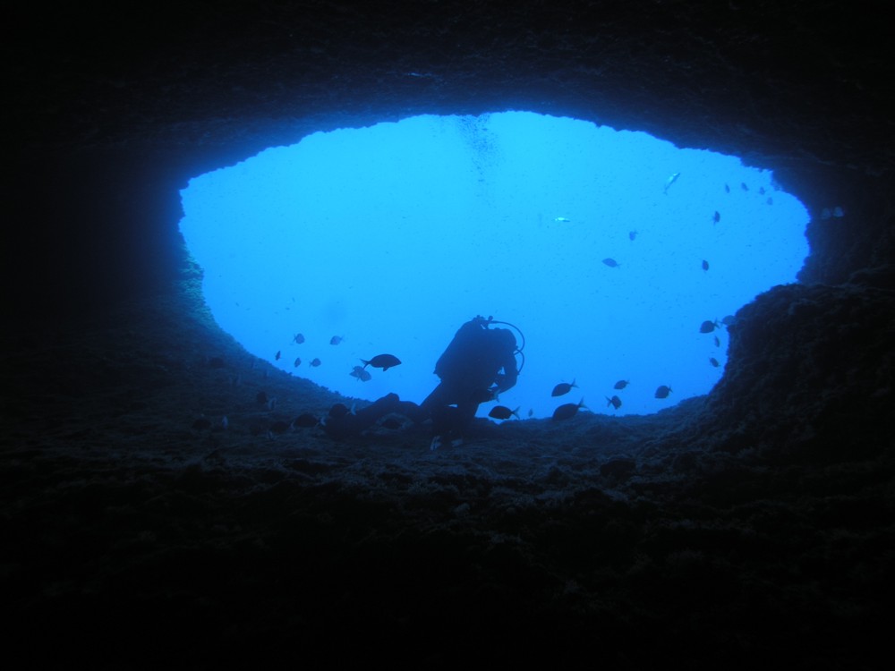 "Belvedere window "  Nereo Cave