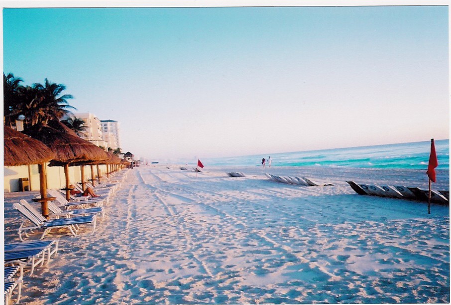 Cancun_beach1
