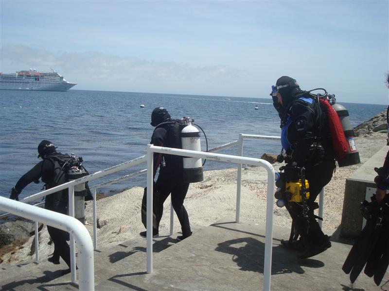 Catalina May 2009 Me getting in