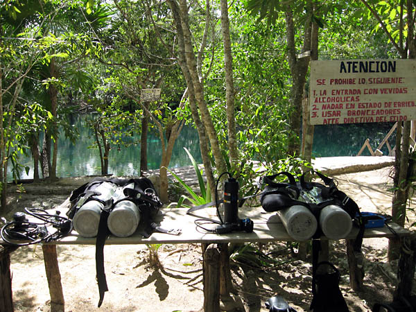 Cenote Car Wash (Aktun-Ha)