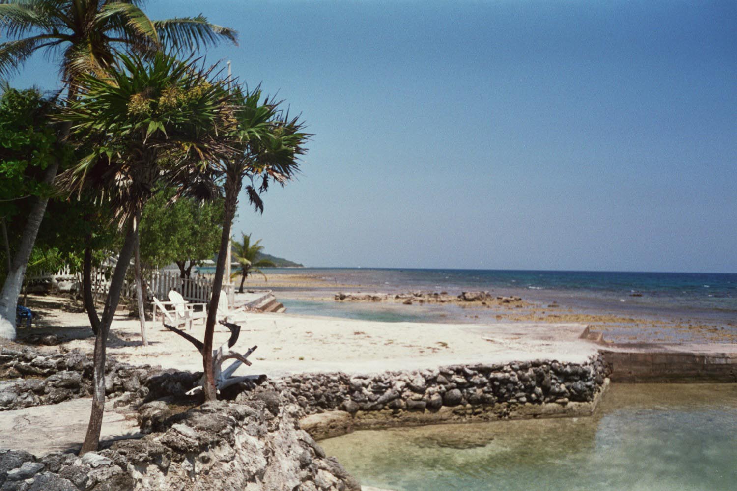 Coastline south of Reef House Resort