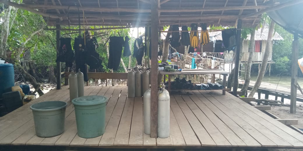 Daroyen Village Dive Centre