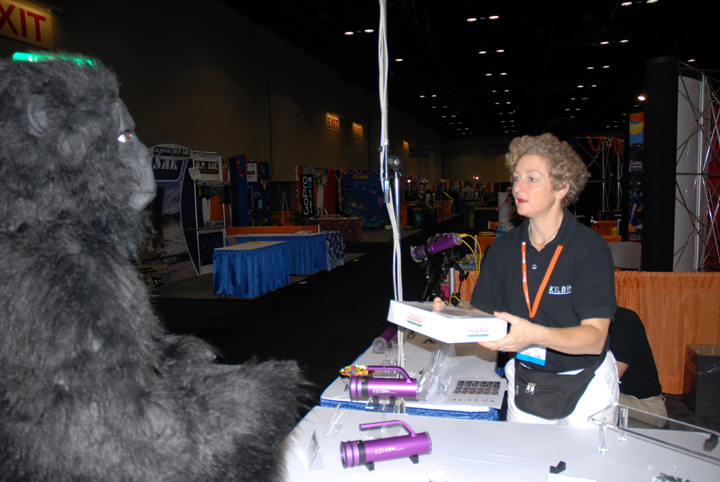 DEMA 2006