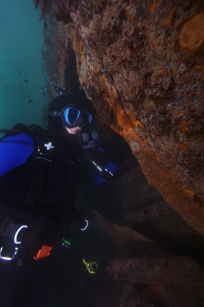 diver on reck boiler