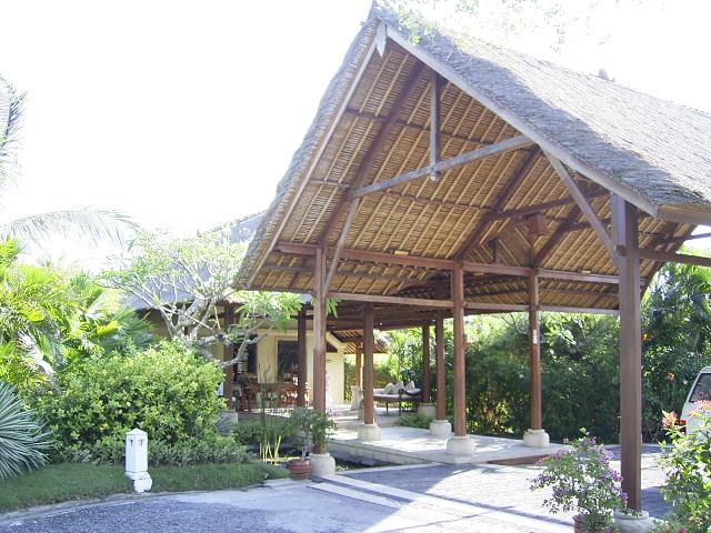 Entrance Mimpi Resort Menjangan