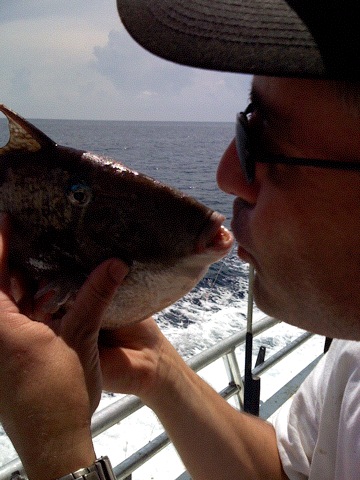 Fish Kiss