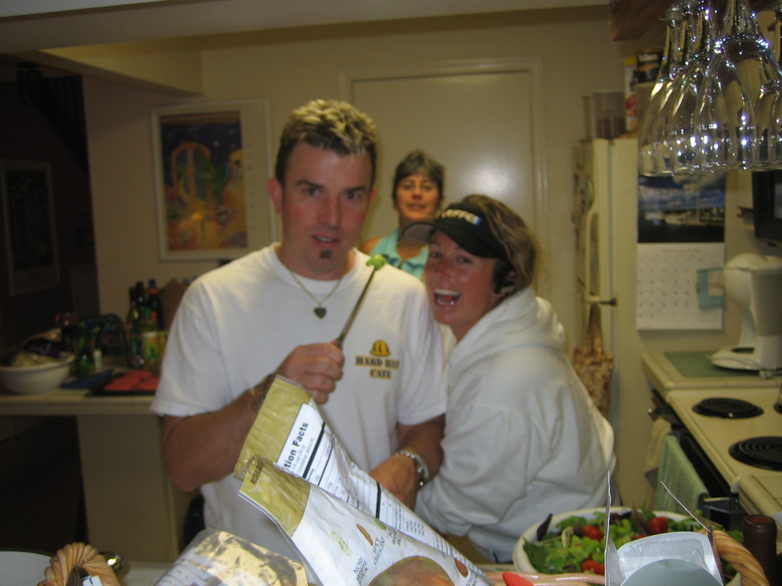 Howard, Joyce & Muggs doing kitchen detail