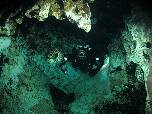 Keyhole at Devils System at Ginnie Spring