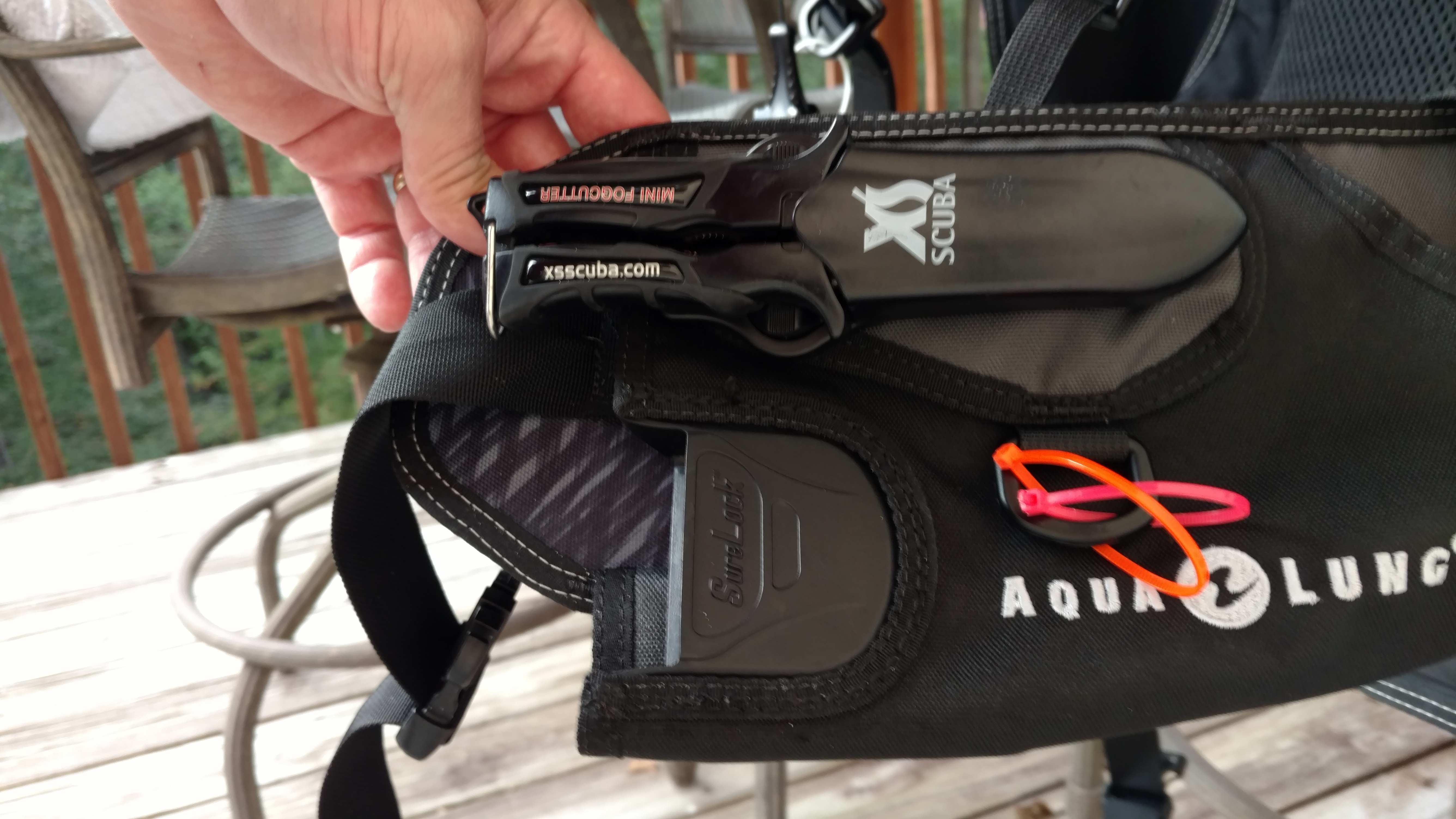 Knife attached to BCD front view