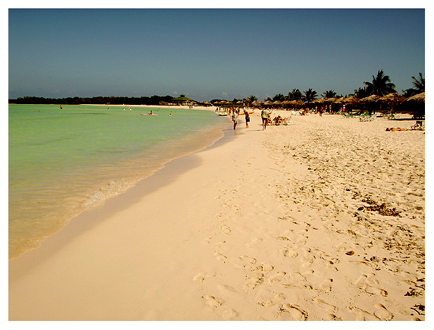 La playa. Las Tunas, Cuba. Hotel Villa Covarrubias