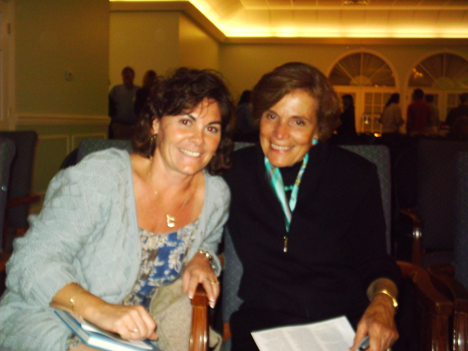 Lee & Dr Sylvia Earle meet Topside at  Pelican Yacht Club