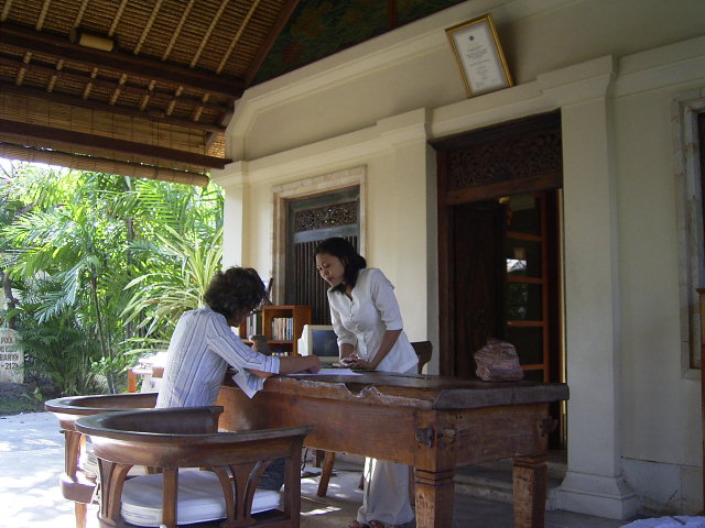 Lobby Mimpi Resort Menjangan