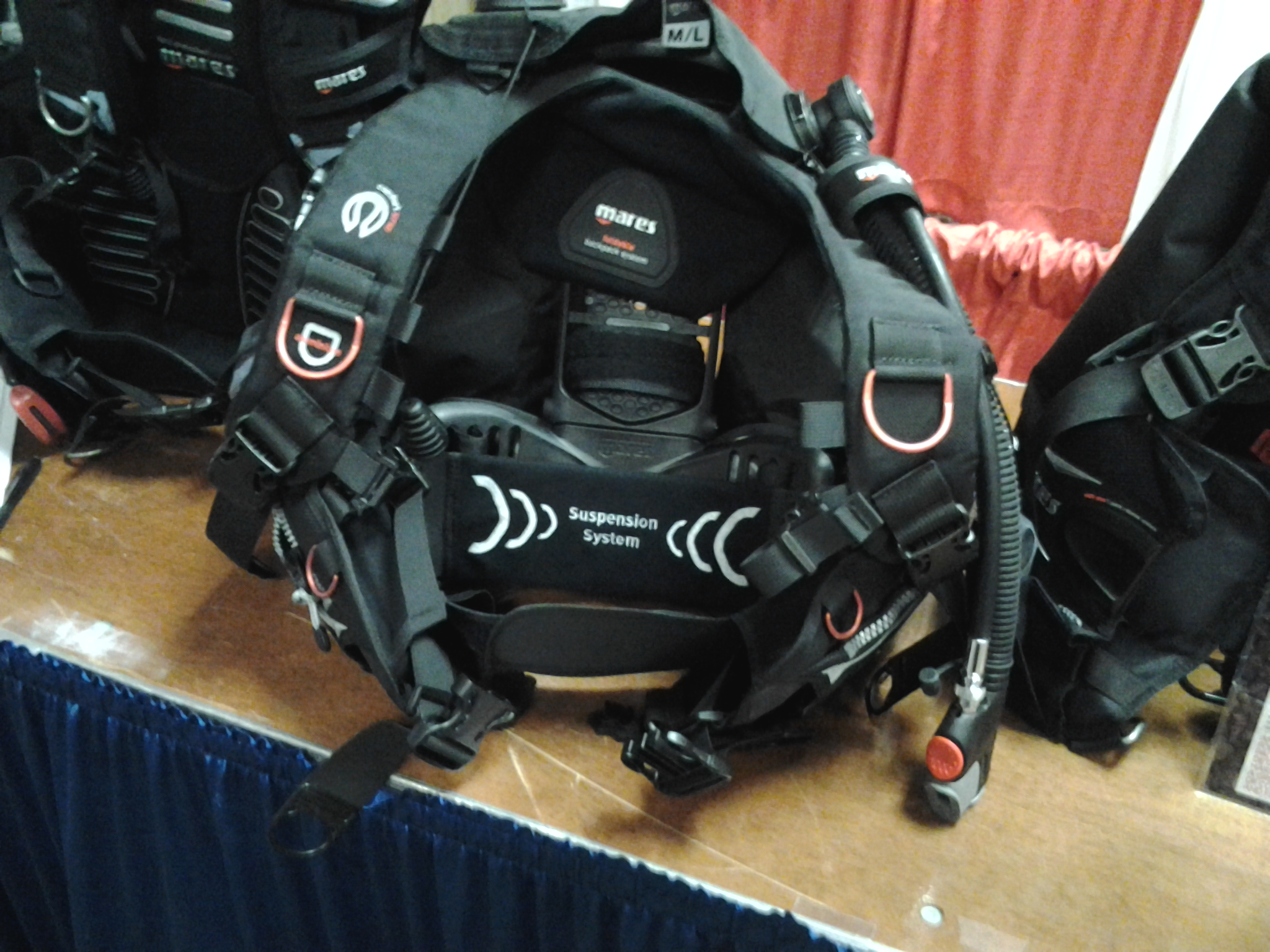 Mares new suspension system @ Baltimore Dive Show
